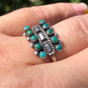 Vintage Native American silver and turquoise petit point ring size 6